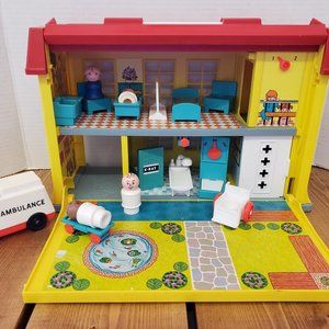 Vintage Fisher Price Hospital almost Complete good shape for age